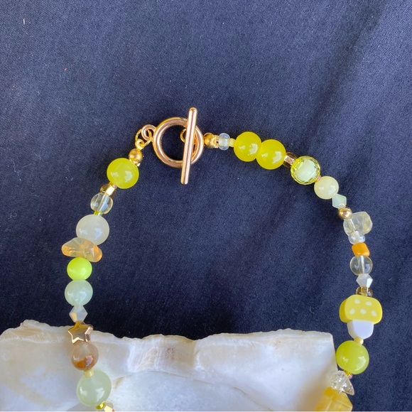 Daydream Yellow & Gold Tone Necklace Evil Eye Star Flowers Stone Crystal Neon - Picture 10 of 10